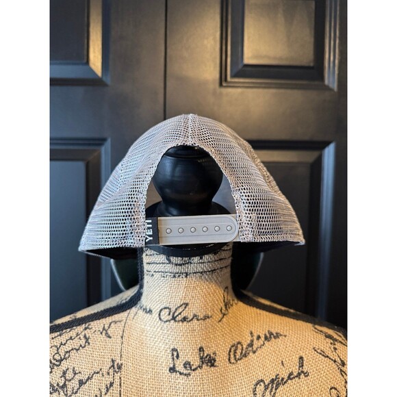 Grey Yeti Baseball Cap with brown patch - Picture 2 of 3